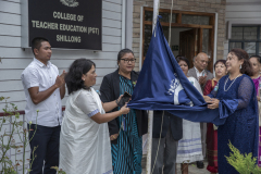 Closing function - Diamond Jubilee  - folding of the jubilee flag